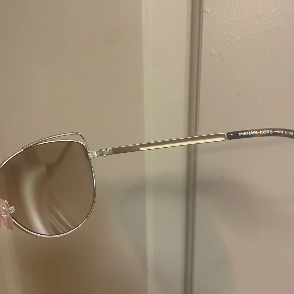 Michael Kors sunglasses - Picture 16 of 17